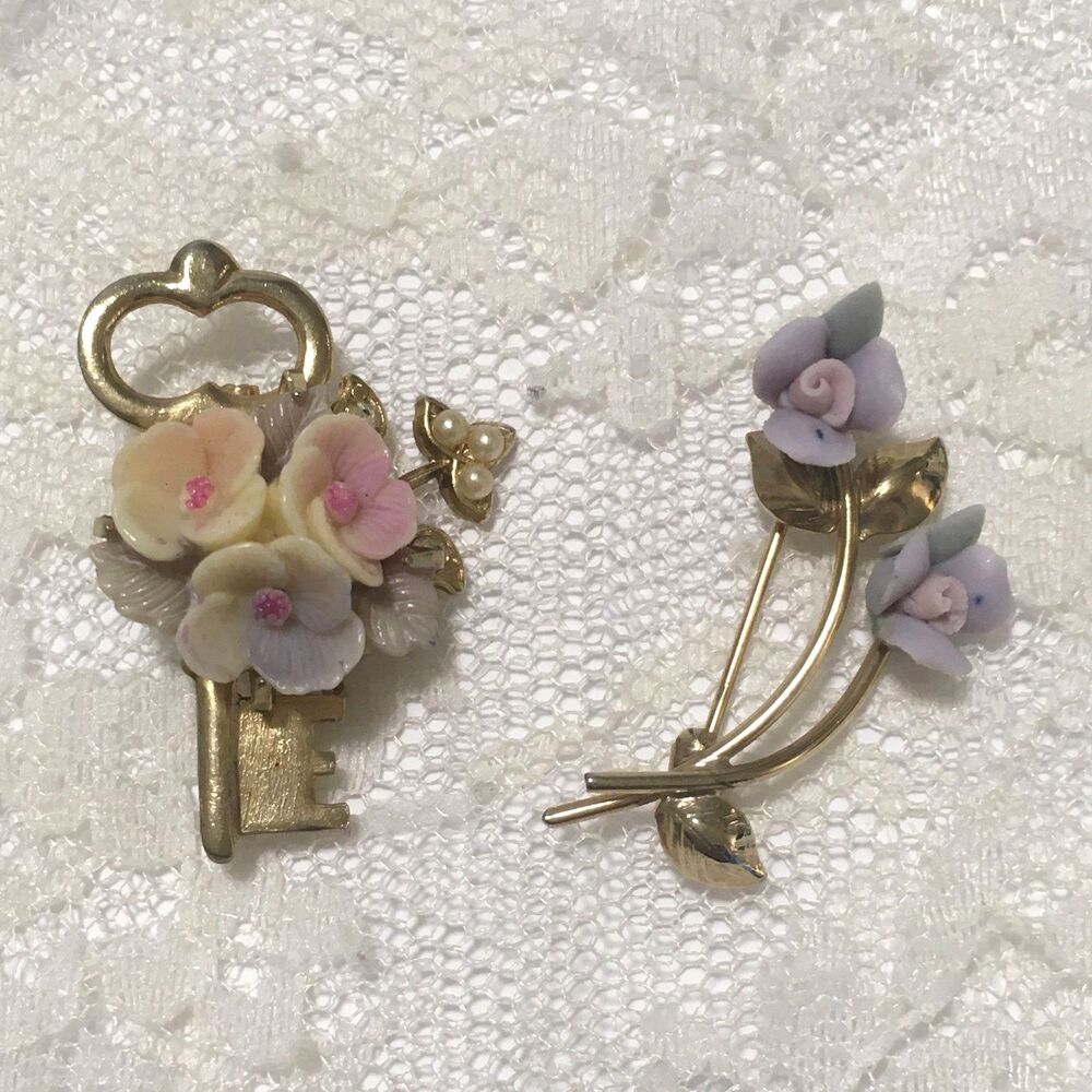Vintage Floral Brooches Pastel Ceramic Flowers Roses Faux Pearls Romantic